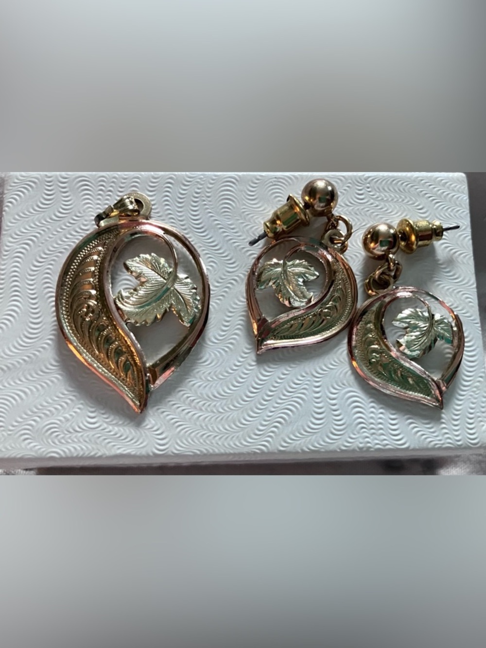 Matching Pendant and Earrings